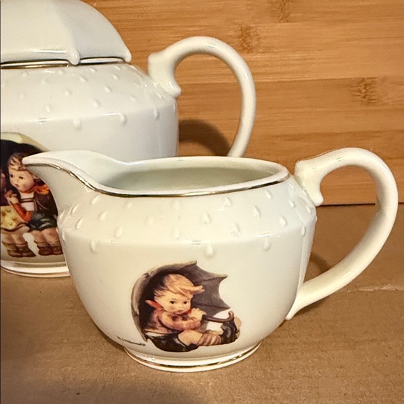 Hummel Tea Set - Picture 3 of 11